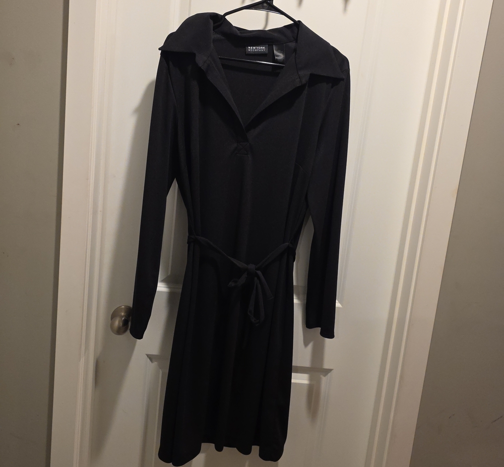 New York & Company Black Long-Sleeve Hooded Tie-Waist Dress